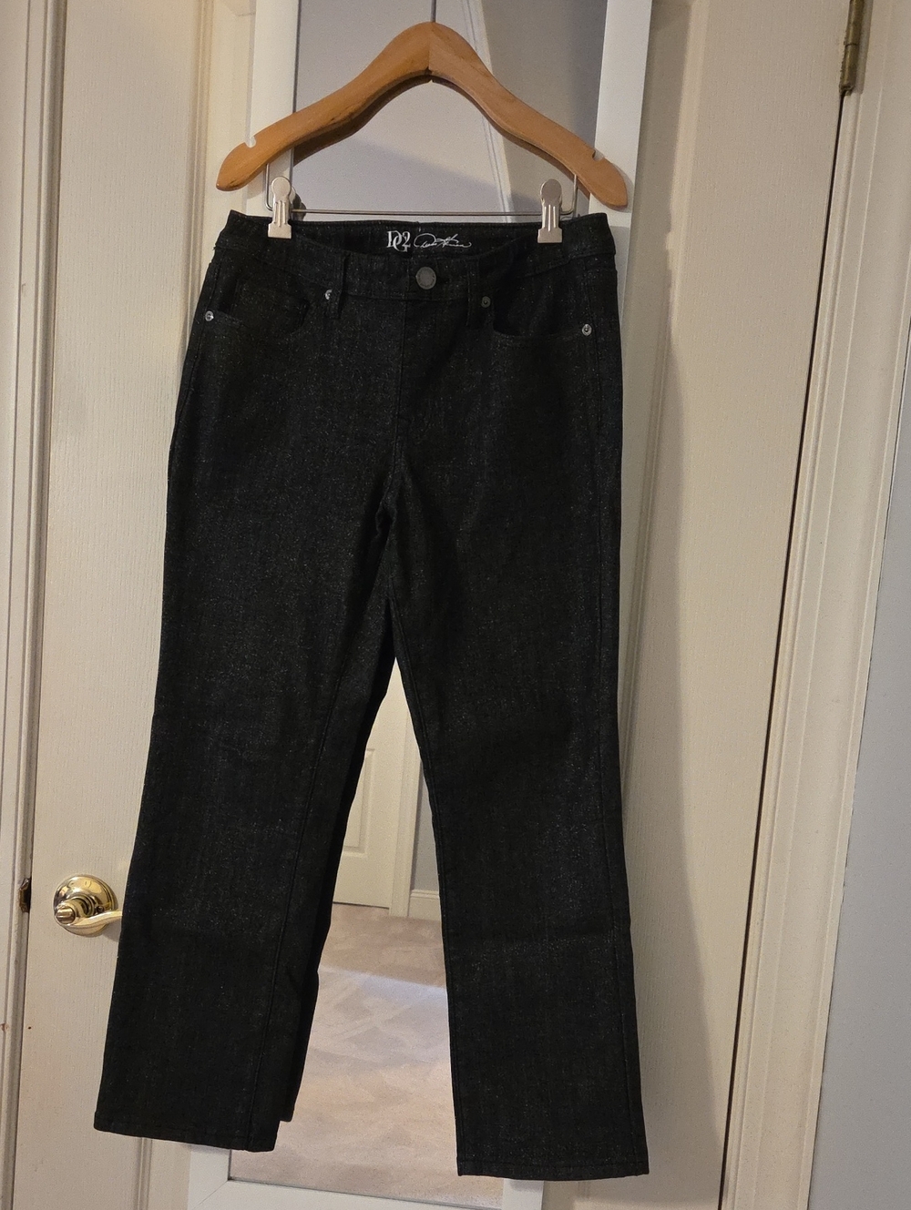 DG2 Black Straight Leg Jeans for Women — Black Denim With Sparkle Sz 8
